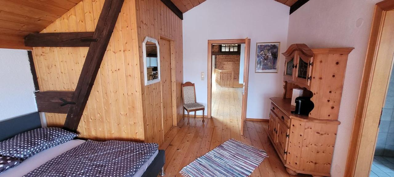Ferienzimmer / Monteurzimmer Neumarkt Am Wallersee Bagian luar foto